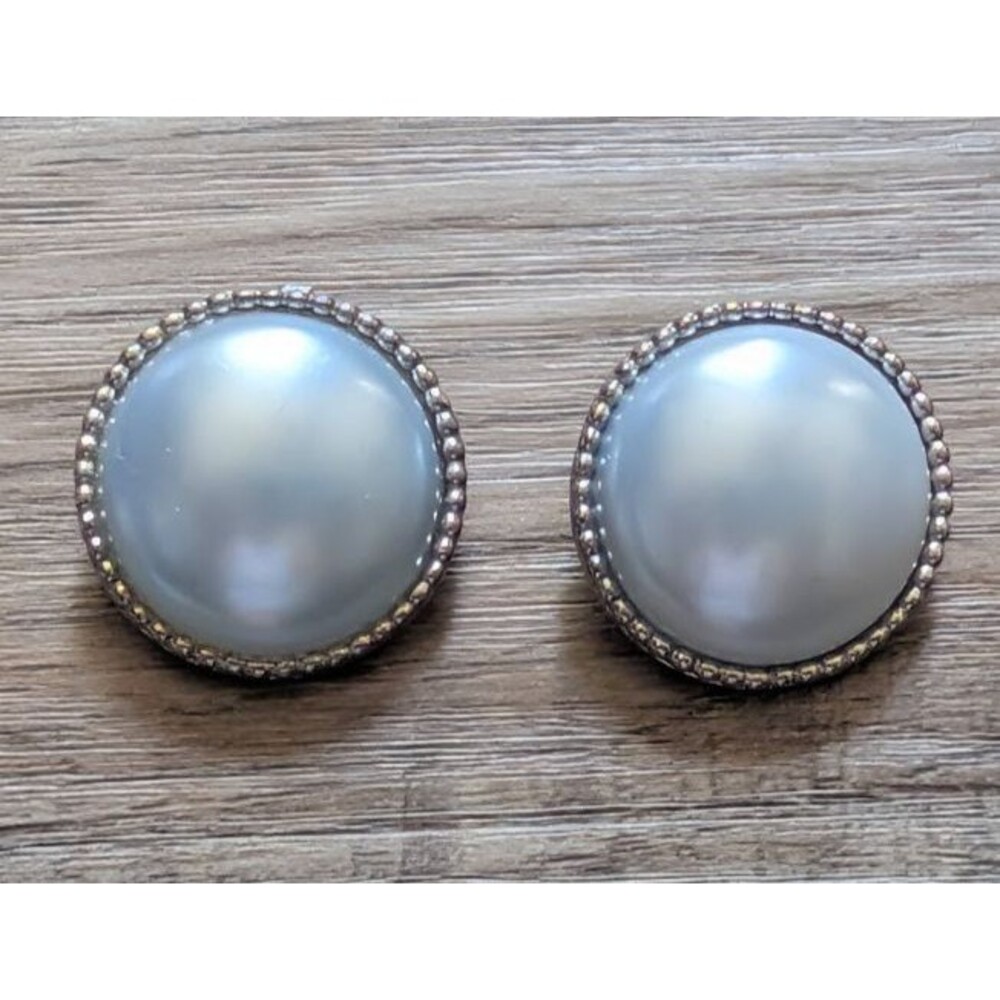 Vintage Coro Clip On Earrings Domed Blue/Silver Rimmed